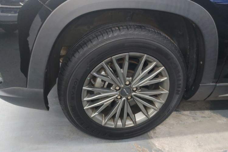 Used JETOUR X90 2024 1.6T DCT Qilin Edition 5 Seats Left Front Wheel Hub