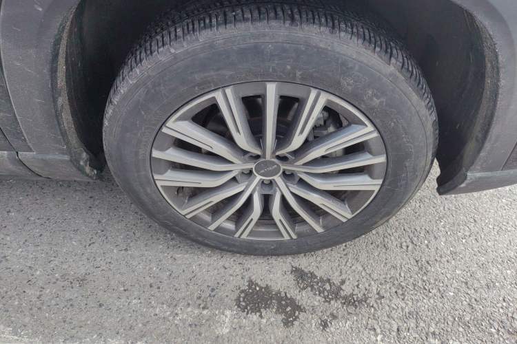 Used JETOUR X90 2024 1.6T DCT Qilin Edition 7-Seater Right Front Wheel Hub