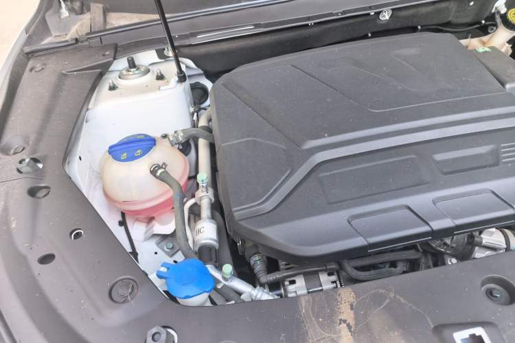 Used JETOUR X90 2024 1.6T DCT Qilin Edition 7-Seater Engine Bay Right