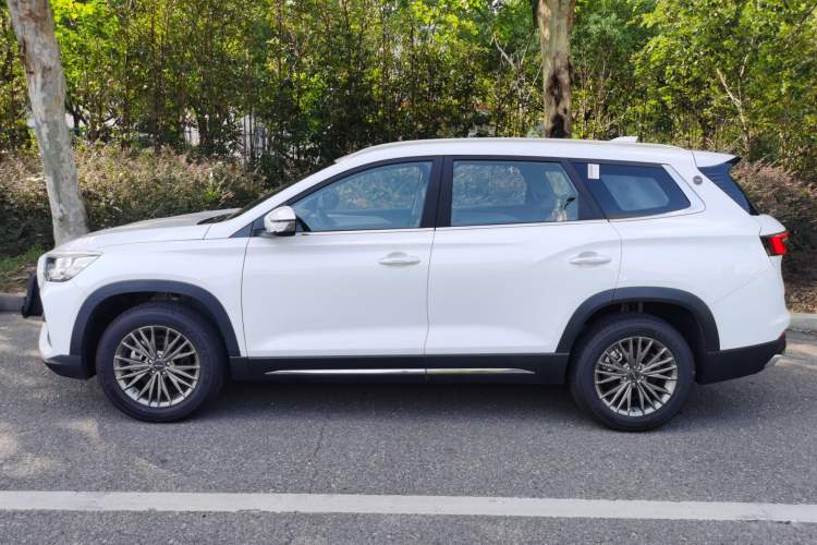 Used JETOUR X90 2024 1.6T DCT Qilin Edition 7-Seater Exterior 3