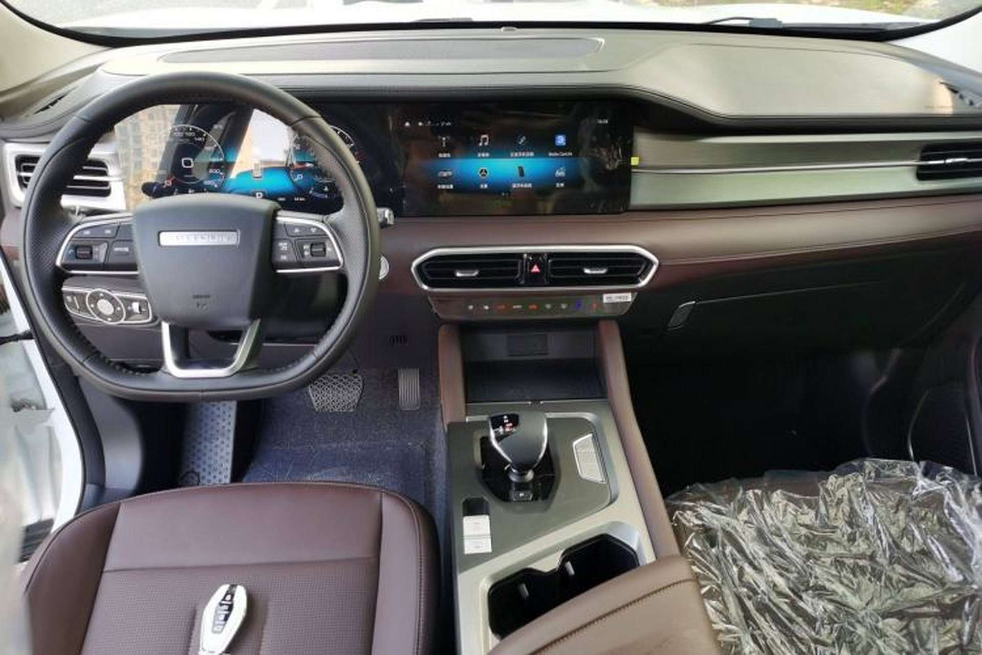 Used JETOUR X90 2024 1.6T DCT Qilin Edition 7-Seater Interior 2