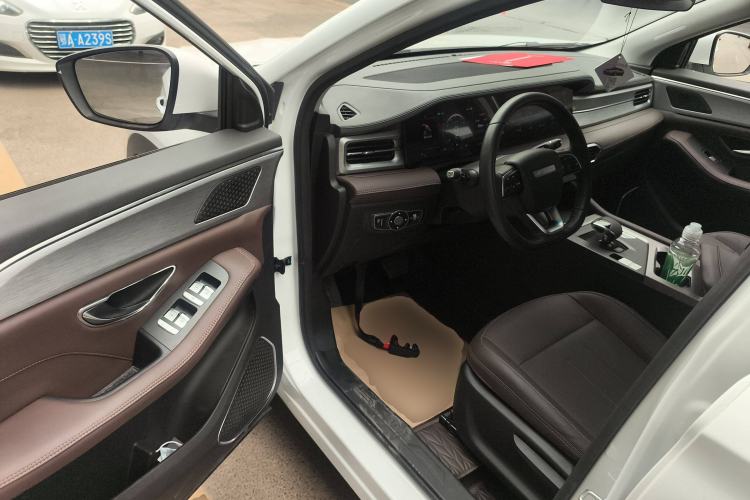Used JETOUR X90 2024 1.6T DCT Qilin Edition 7-Seater Interior 3