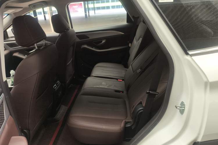 Used JETOUR X90 2024 1.6T DCT Qilin Edition 7-Seater Interior 4