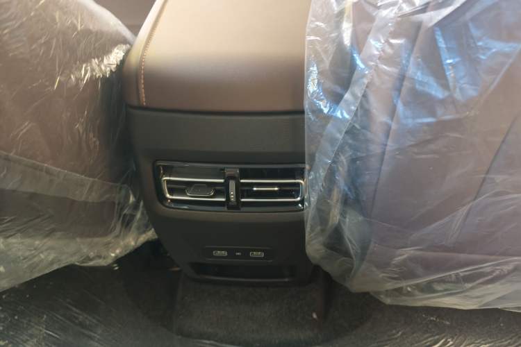 Used JETOUR X90 2024 1.6T DCT Qilin Edition 7-Seater Interior 7
