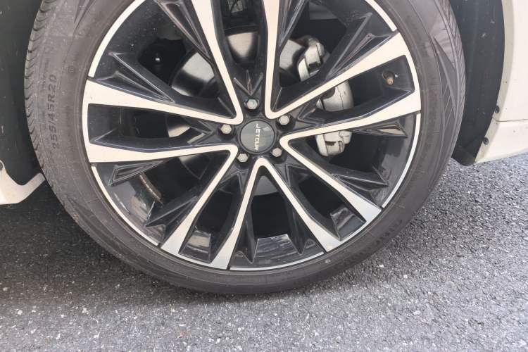 Used JETOUR X90 2024 1.6T DCT Qilin Edition 7-Seater Right Front Wheel Hub