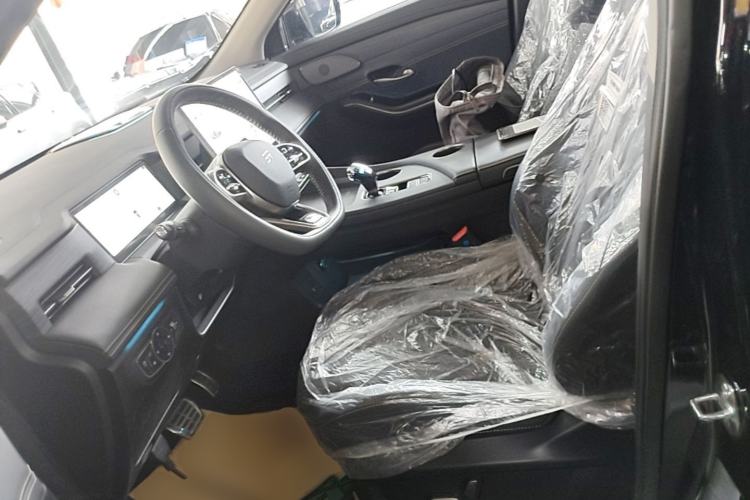 Used JETOUR X90 C-DM 2025 Elite Edition 7-Seater Left Front Seat