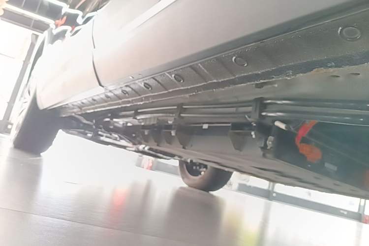 Used JETOUR X90 C-DM 2025 Elite Edition 7-Seater Left Side Sill