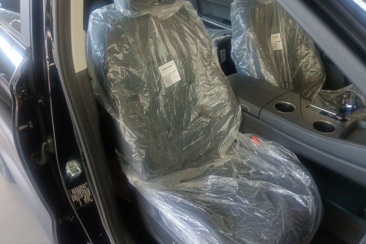 Used JETOUR X90 C-DM 2025 Elite Edition 7-Seater Right Front Seat