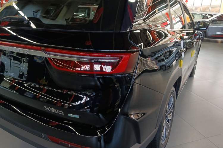Used JETOUR X90 C-DM 2025 Elite Edition 7-Seater Right Rear Taillight