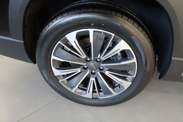 Used JETOUR X90 C-DM 2025 Elite Edition 7-Seater Right Rear Wheel Hub