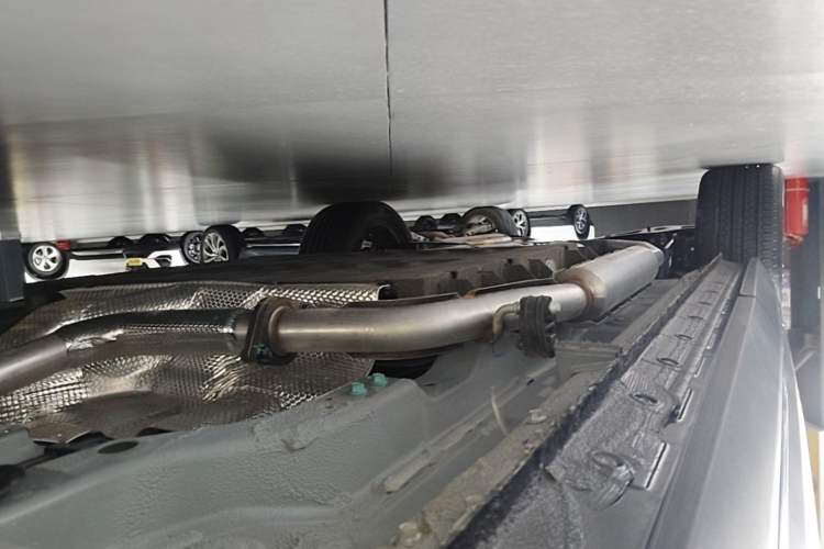 Used JETOUR X90 C-DM 2025 Elite Edition 7-Seater Right Side Sill