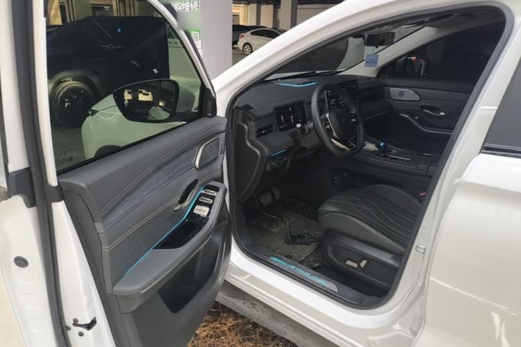 Used JETOUR X90 C-DM 2025 Luxury Edition 7-Seater Driver Seat