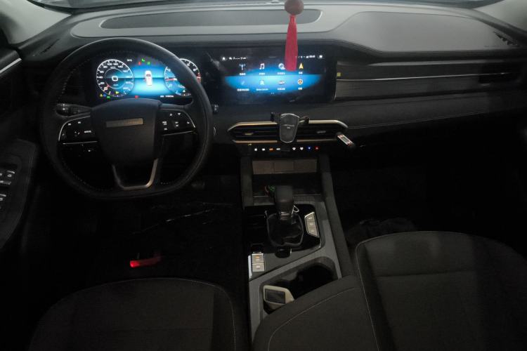 Used JETOUR X90 PLUS 2024 1.6TD Manual Yangfang PRO 7-Seater Center Console