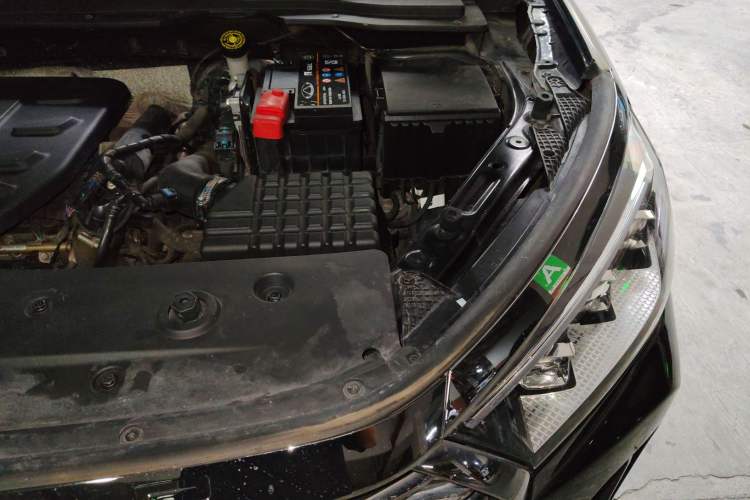 Used JETOUR X90 PLUS 2021 1.5T Manual "Yangfang" 5-Seater Engine Bay Left