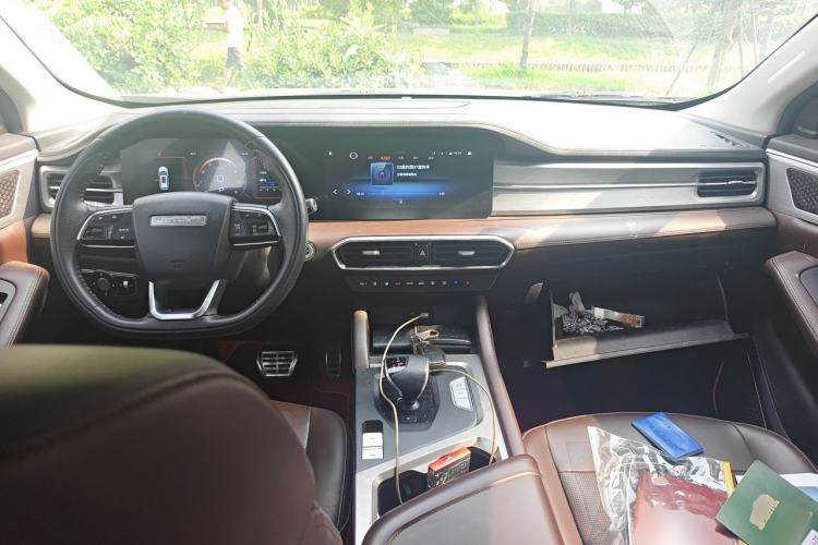 Used JETOUR X90 PLUS 2021 1.6TD DCT Villa 7-Seater Center Console