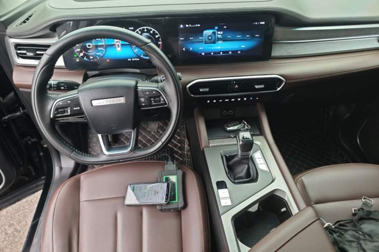 Used JETOUR X90 PLUS 2021 1.5T Manual Villa 7-Seater Center Console