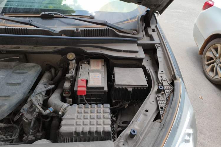 Used JETOUR X90 PLUS 2021 1.5T Manual Villa 7-Seater Engine Bay Left
