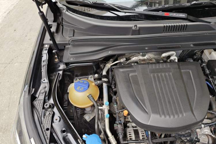 Used JETOUR X90 PLUS 2021 1.6TD DCT Estate 5-seater Engine Bay Right