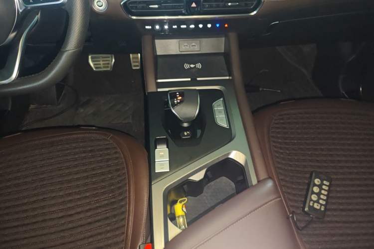 Used JETOUR X90 PLUS 2021 1.6TD DCT Estate 5-seater Gear Lever