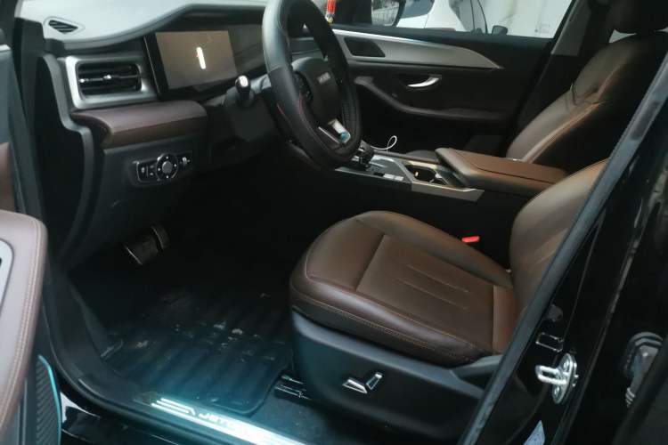 Used JETOUR X90 PLUS 2021 1.6TD DCT Villa 5 Seats Interior 3