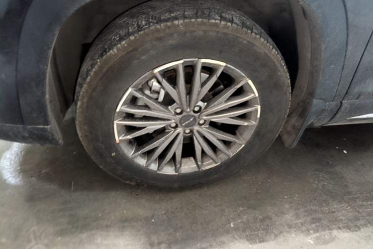 Used JETOUR X90 PLUS 2021 1.5T Manual "Yangfang" 5-Seater Left Front Wheel Hub