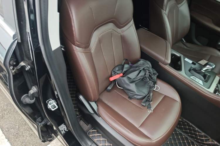 Used JETOUR X90 PLUS 2021 1.5T Manual Villa 7-Seater Right Front Seat