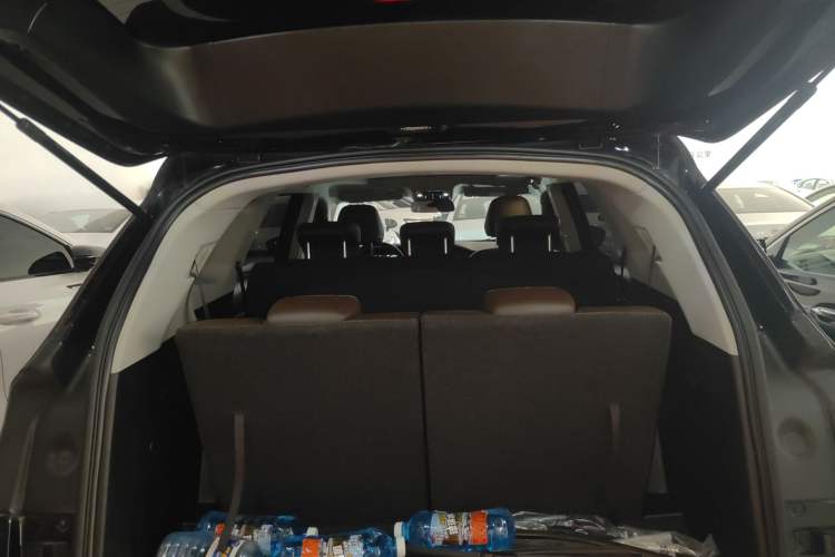 Used JETOUR X90 PLUS 2021 1.6TD DCT Villa 7-Seater Trunk