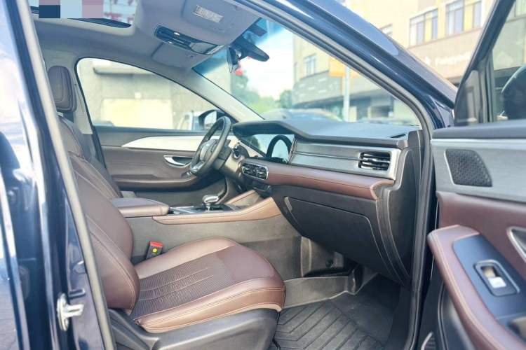 Used JETOUR X90 PLUS 2021 1.6TD DCT Villa 7-Seater Interior 4