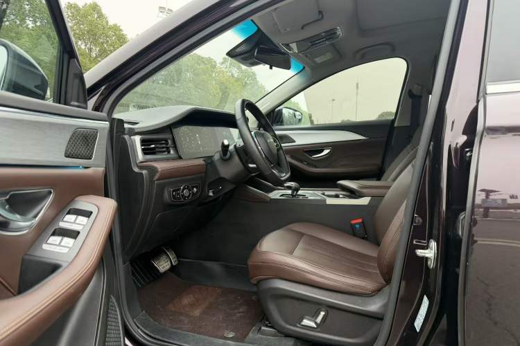 Used JETOUR X90 PLUS 2021 1.6TD DCT Estate 7-Seater Interior 2