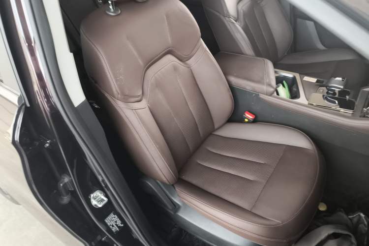 Used JETOUR X90 PLUS 2021 1.6TD DCT Estate 7-Seater Right Front Seat