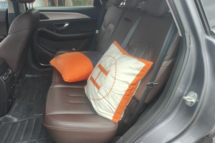 Used JETOUR X90 PLUS 2021 1.6TD DCT Villa 7-Seater Interior 4