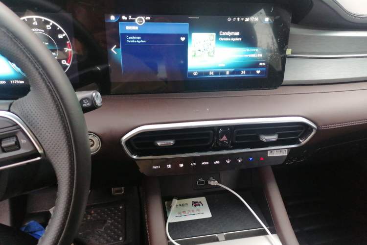 Used JETOUR X90 PLUS 2021 1.6TD DCT Villa 7-Seater Audio And AC Panel
