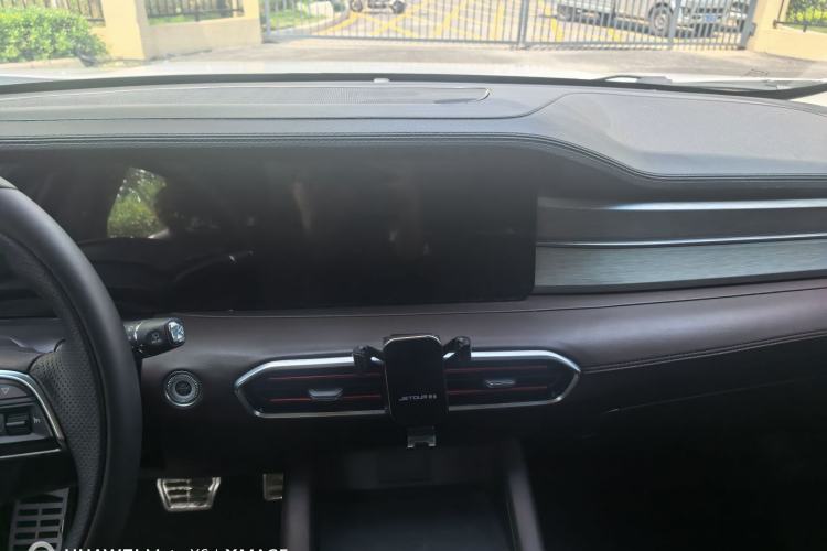 Used JETOUR X90 PLUS 2021 1.6TD DCT Villa 7-Seater Audio And AC Panel