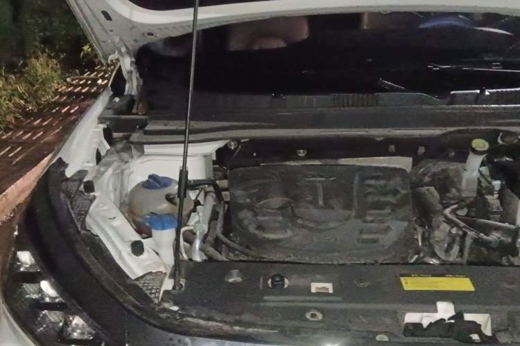 Used JETOUR X90 PLUS 2021 1.5T Manual "Yangfang" 5-Seater Engine Bay Right