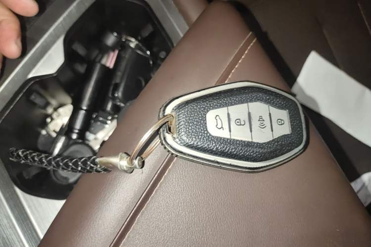 Used JETOUR X90 PLUS 2021 1.5T Manual Villa 7-Seater Interior 1