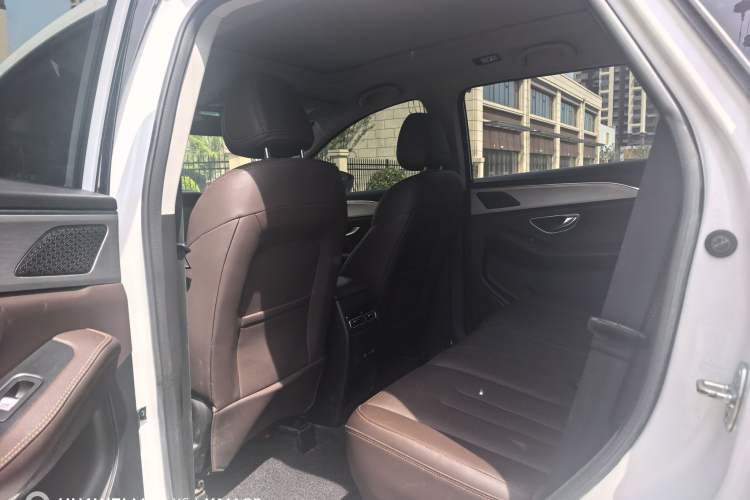 Used JETOUR X90 PLUS 2021 1.6TD DCT Villa 7-Seater Interior 3