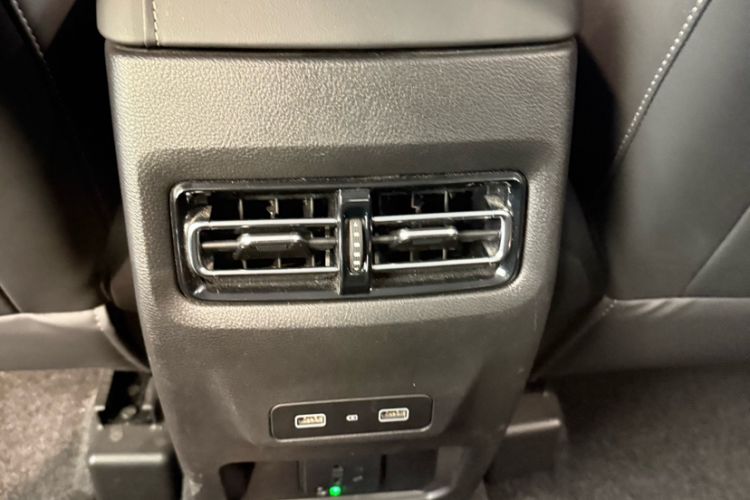 Used JETOUR X90 PLUS 2021 1.6TD DCT Estate 5-seater Interior 4