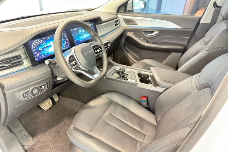 Used JETOUR X90 PLUS 2021 1.6TD DCT Estate 5-seater Interior 7