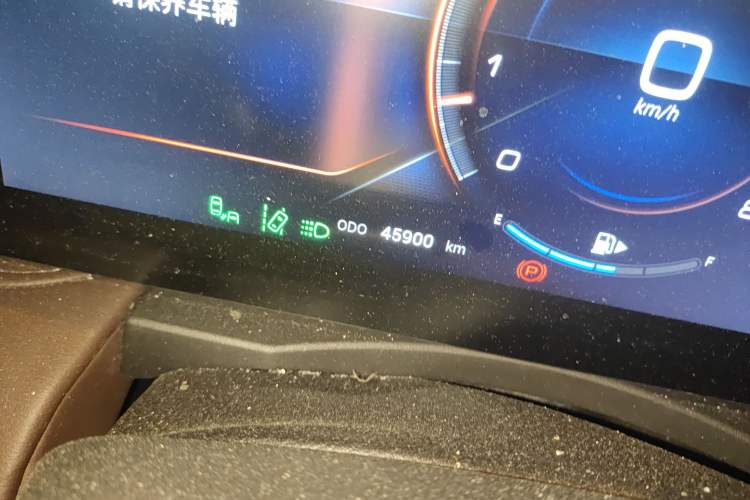 Used JETOUR X90 PLUS 2021 1.5T Manual Villa 7-Seater Odometer Close Up