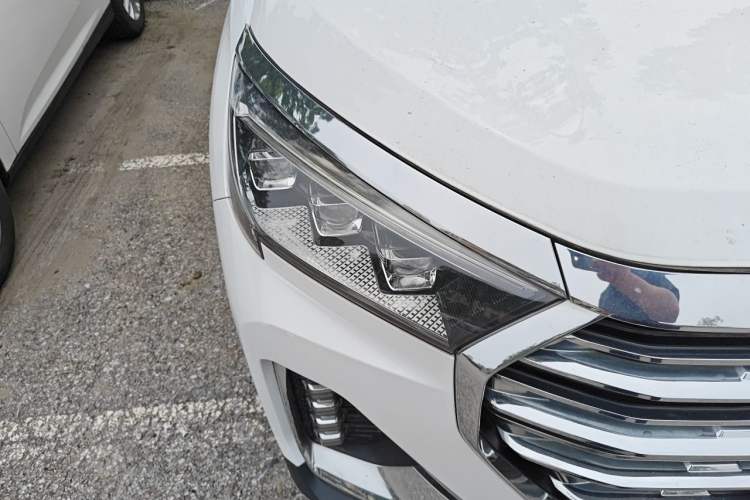 Used JETOUR X90 PLUS 2021 1.5T Manual "Yangfang" 5-Seater Right Front Headlight