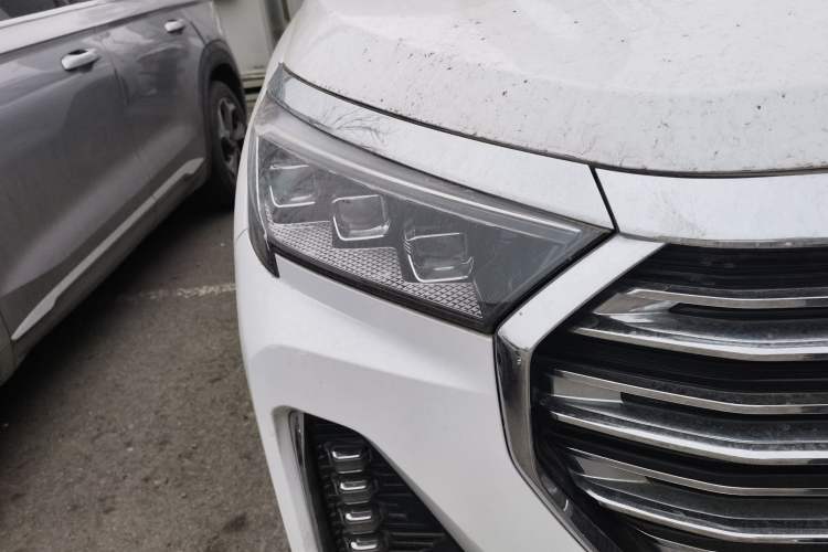 Used JETOUR X90 PLUS 2021 1.5T Manual "Yangfang" 5-Seater Right Front Headlight
