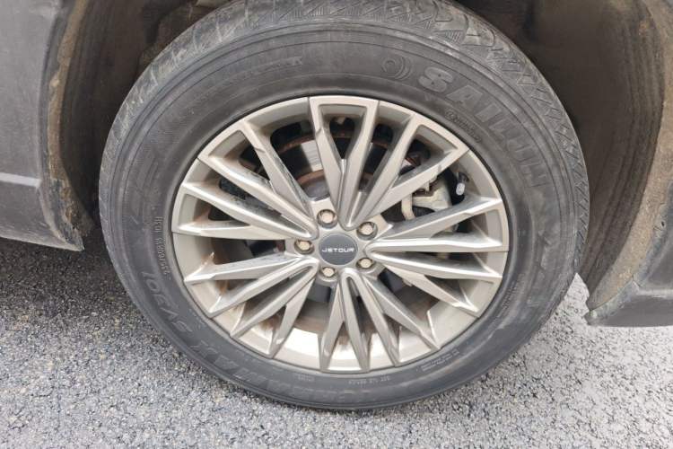 Used JETOUR X90 PLUS 2021 1.5T Manual "Yangfang" 5-Seater Right Front Wheel Hub