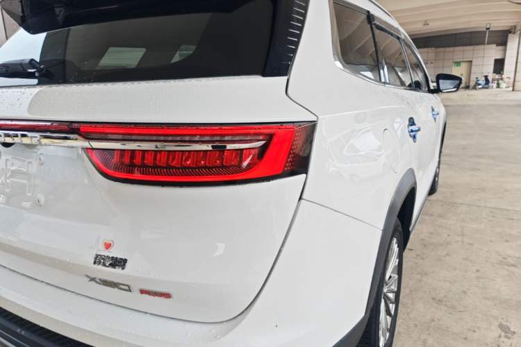 Used JETOUR X90 PLUS 2021 1.5T Manual "Yangfang" 5-Seater Right Rear Taillight