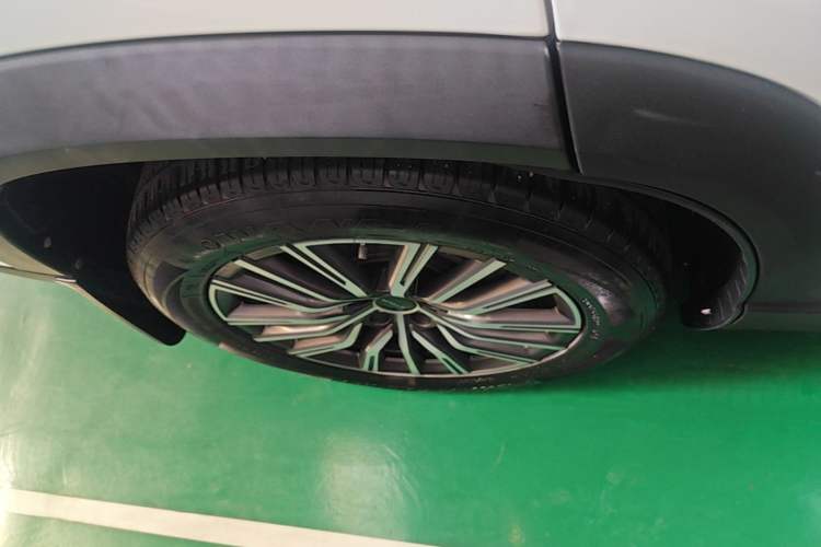 Used JETOUR X90 PLUS 2021 1.6TD DCT Villa 7-Seater Right Rear Wheel Hub