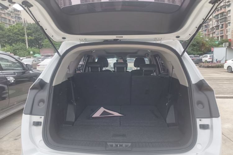 Used JETOUR X90 PLUS 2021 1.6TD DCT Villa 7-Seater Trunk