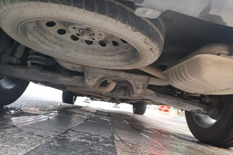 Used JETOUR X90 PLUS 2022 1.5T Manual Bieyuan 7-Seater Chassis Rear