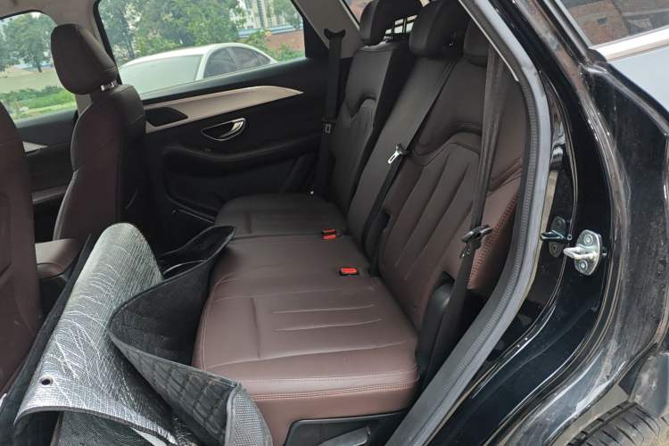 Used JETOUR X90 PLUS 2022 1.5T Manual Bieyuan 7-Seater Left Rear Seat