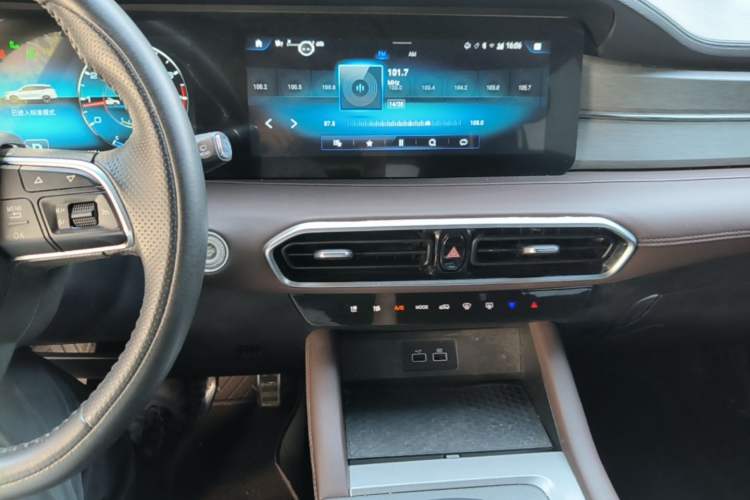 Used JETOUR X90 PLUS 2023 Facelift 1.6TD DCT Villa 7-Seater Audio And AC Panel