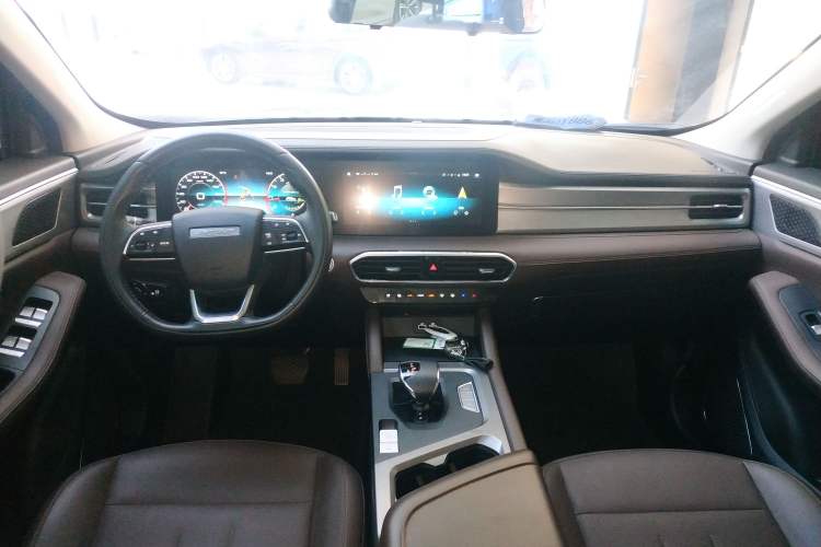 Used JETOUR X90 PLUS 2023 1.6TD DCT Flat-Platform + 7 Seats Center Console