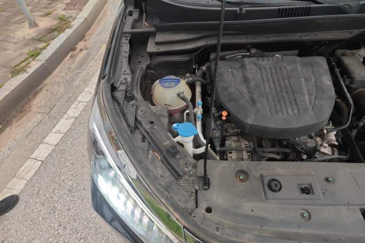 Used JETOUR X90 PLUS 2023 Facelift 1.6TD DCT Villa 7-Seater Engine Bay Right